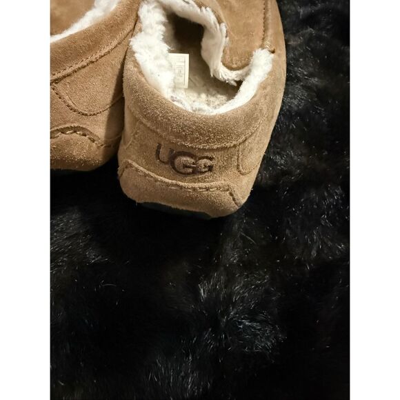 UGG ASCOT CHESTNUT SUEDE SHEEPSKIN SLIPPERS MOCCASINS SHOES SIZE 10 EEE